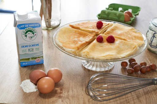 Des crêpes au lait de brebis pour revisiter la chandeleur